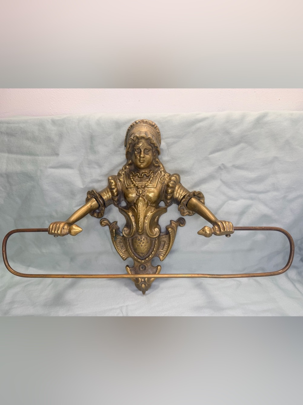 Vintage Figural Maiden Wall Mount Paper Towel Holder Brass Tone 15 Inch Roller